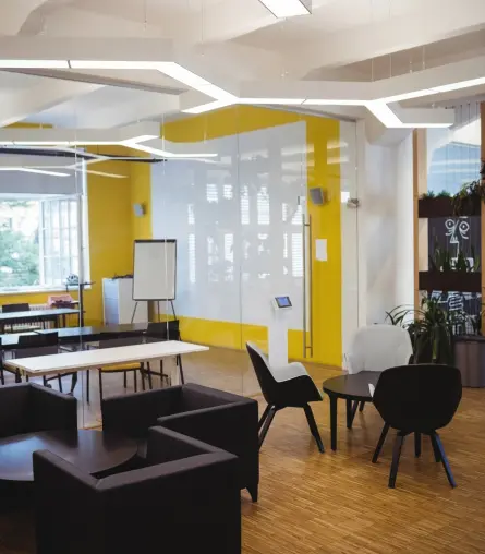 office interior decorators in chennai